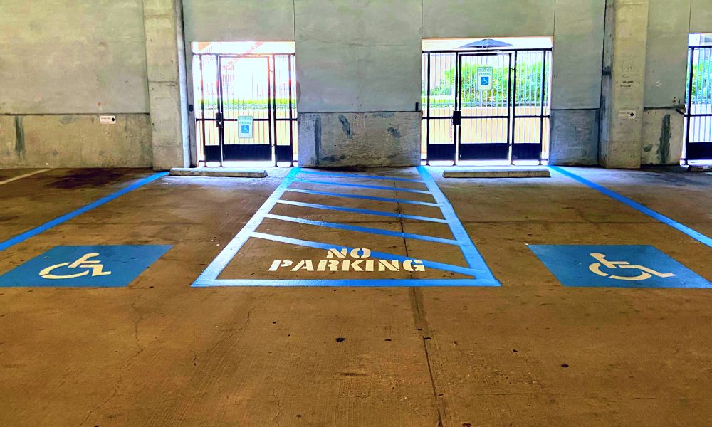 5 Tips for Budgeting for Parking Lot Maintenance