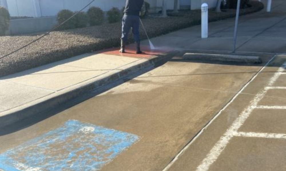 The Benefits of Commercial Pressure Washing